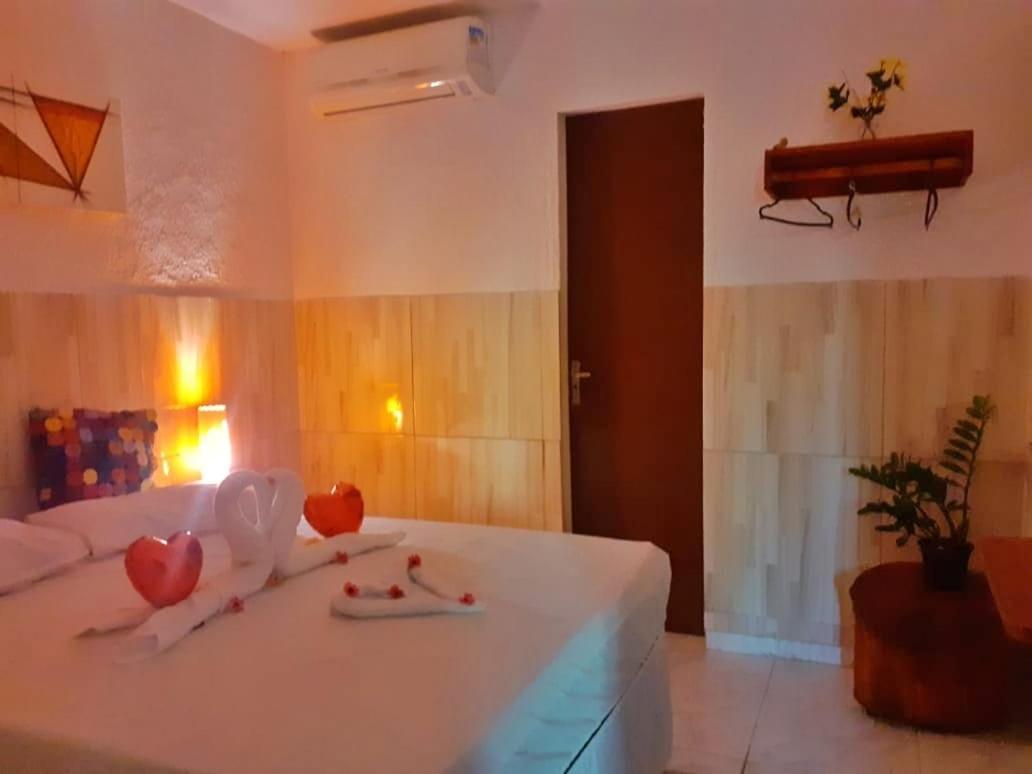Cantinho Da Ge - Homestay Порту-ді-Галіняс Екстер'єр фото