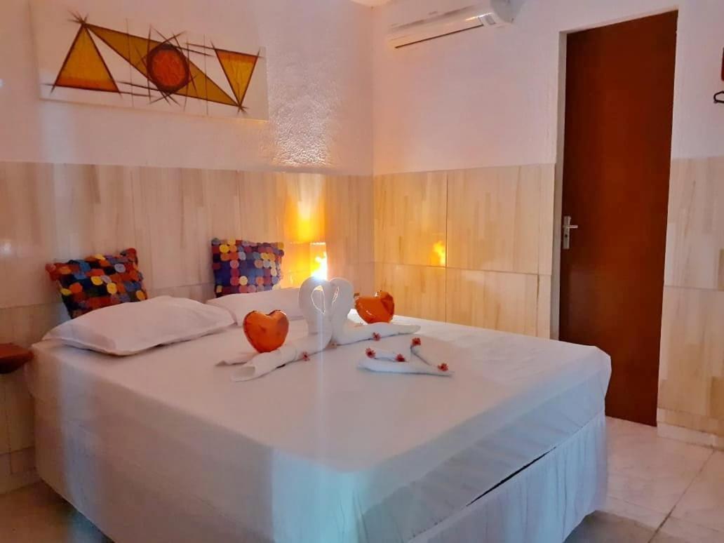 Cantinho Da Ge - Homestay Порту-ді-Галіняс Екстер'єр фото